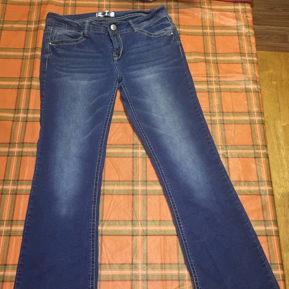 No Boundaries Pants - No boundaries Jean